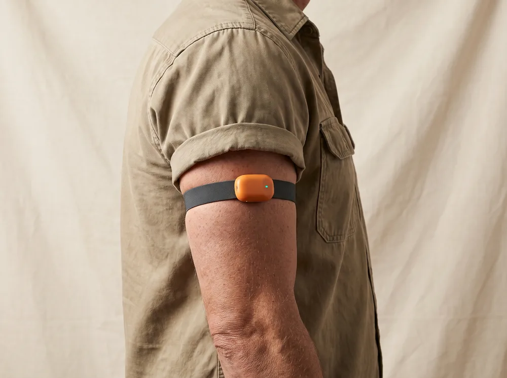 USTA arm band on a worker's upper arm